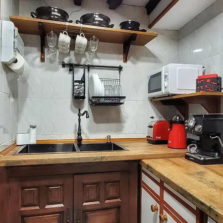 La Casa Del Lavadero En Santillana Apartamento