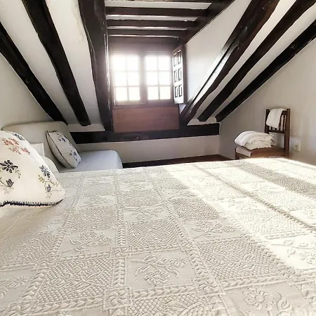 Apartamento La Casa Del Lavadero En Santillana *